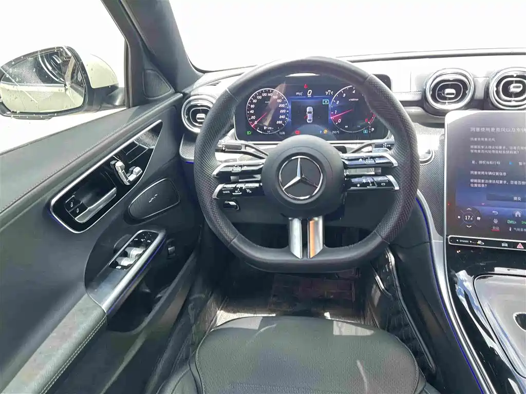 Mercedes-Benz C-Class 2023 — фото 9