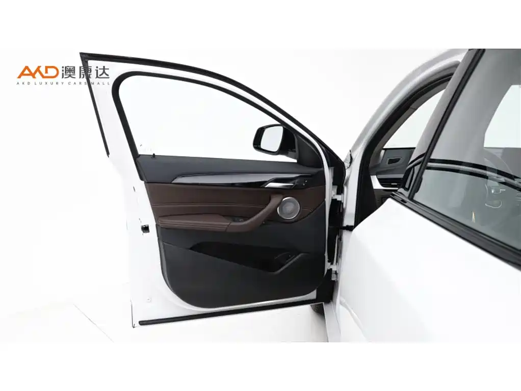 BMW X2 2023 — фото 10
