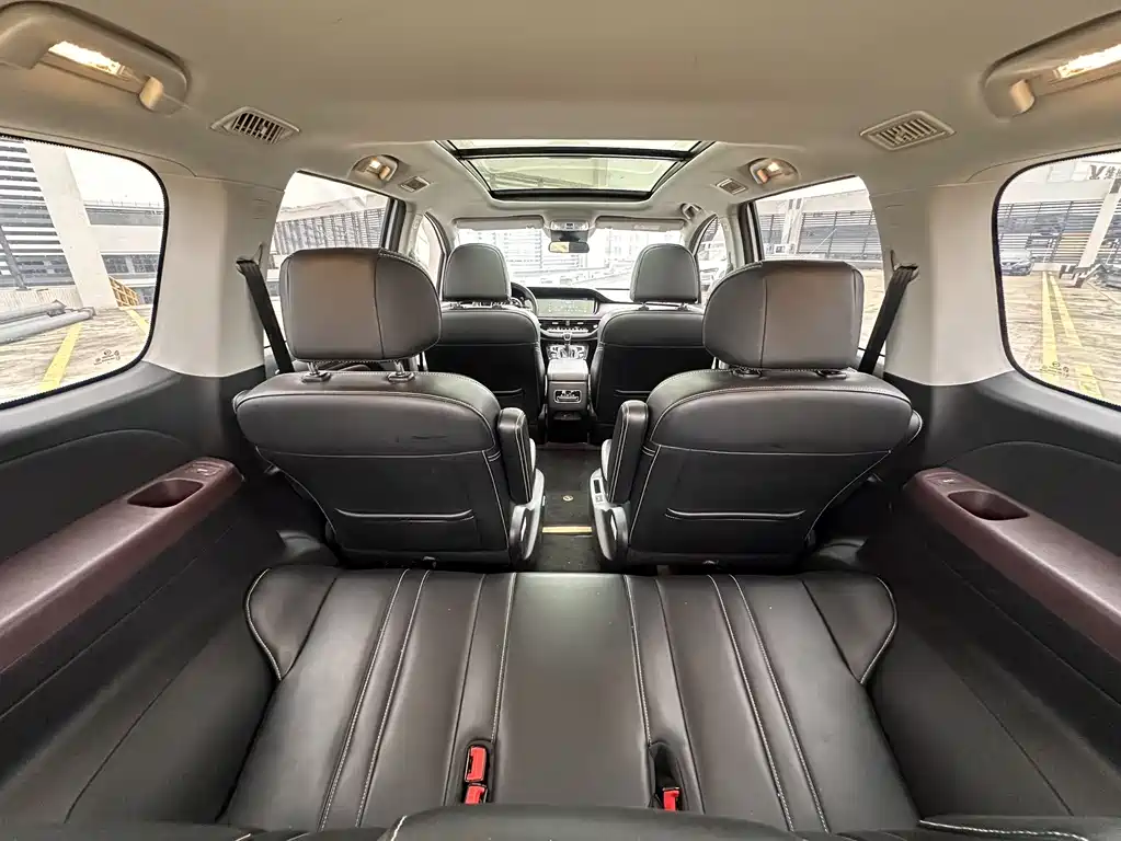 GAC Motor Trumpchi M6 2023 — фото 9