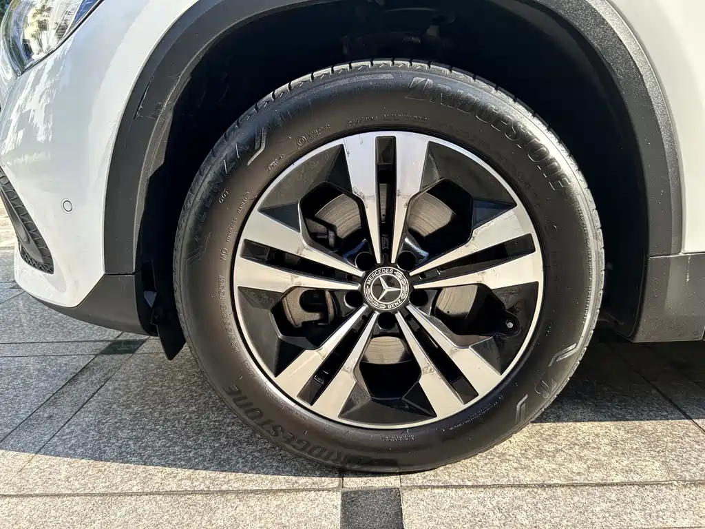 Mercedes-Benz GLA 2023 — фото 12