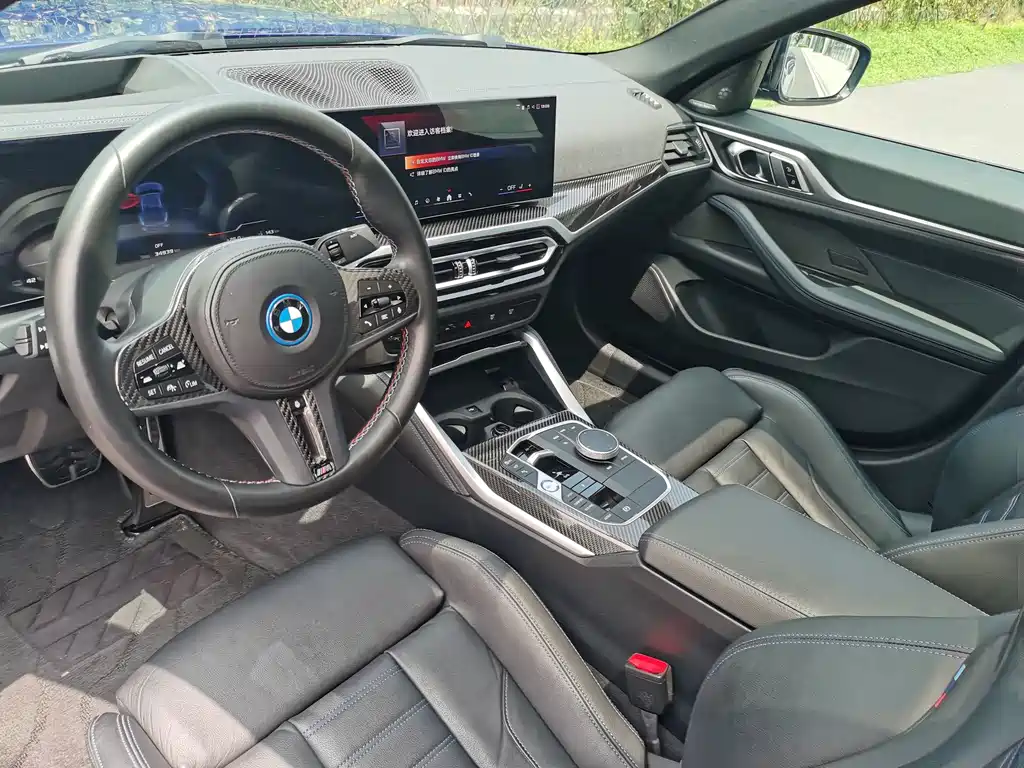 BMW i4 2024 — фото 10