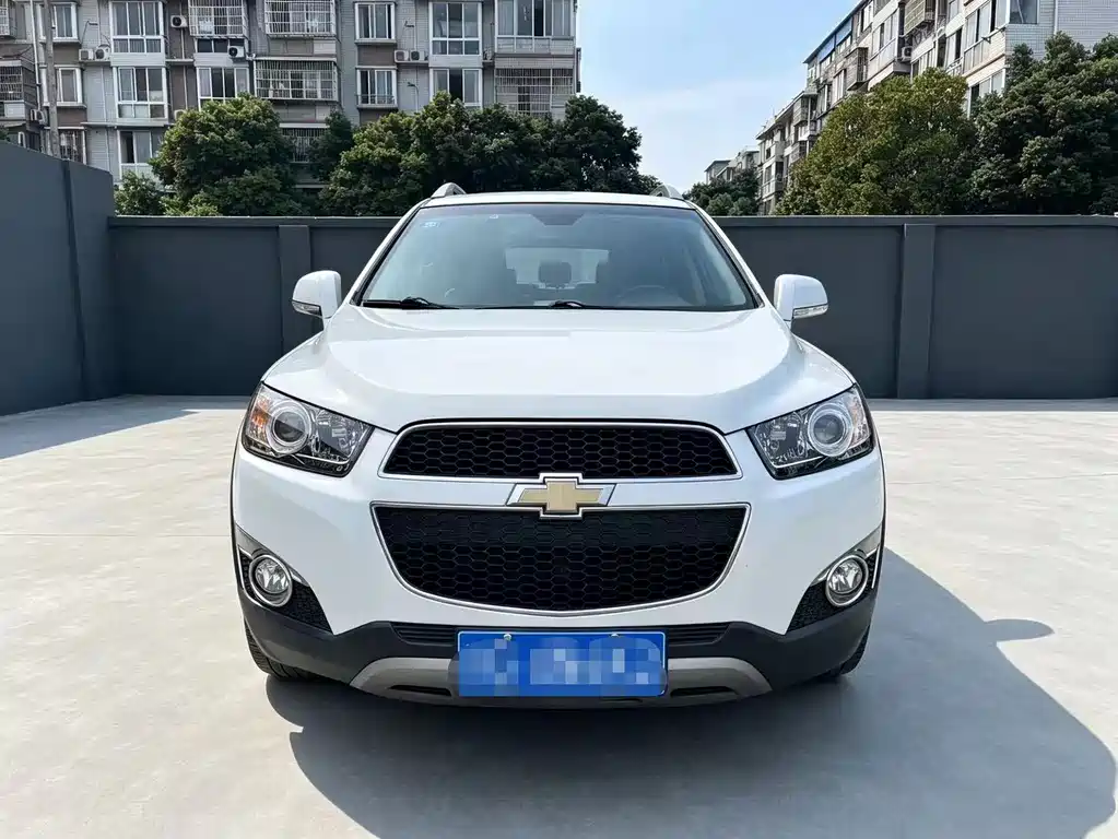 Chevrolet Captiva 2014 — фото 2