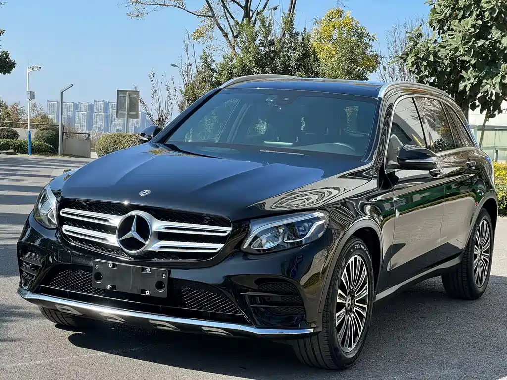 Mercedes-Benz GLC 2017 — фото 1