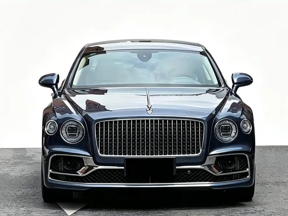 Bentley Flying Spur 2021 — фото 2