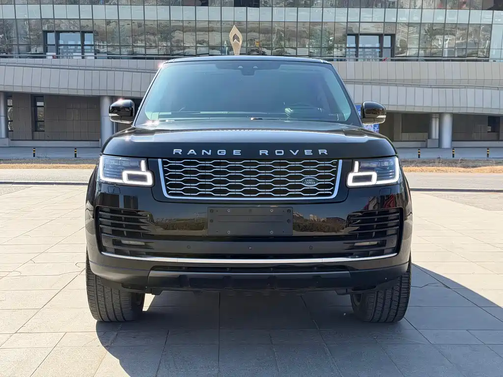 Land Rover Range Rover 2020 — фото 2