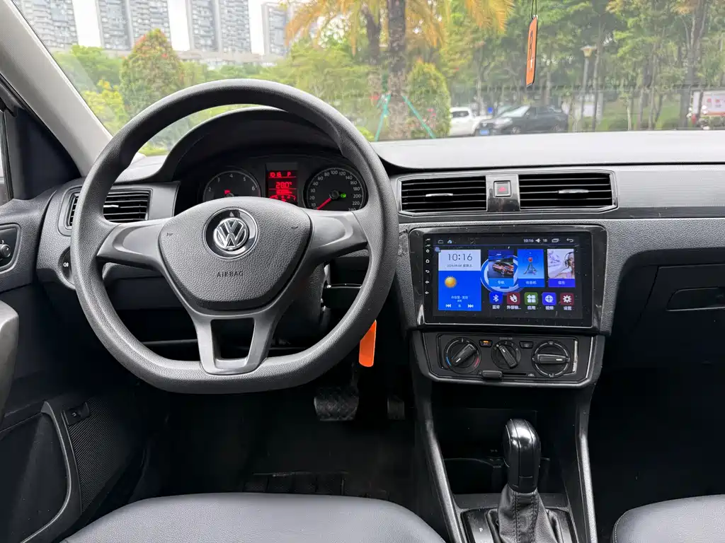 Volkswagen Santana 2018 — фото 11
