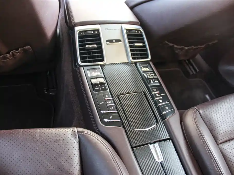 Porsche Panamera 2014 — фото 19