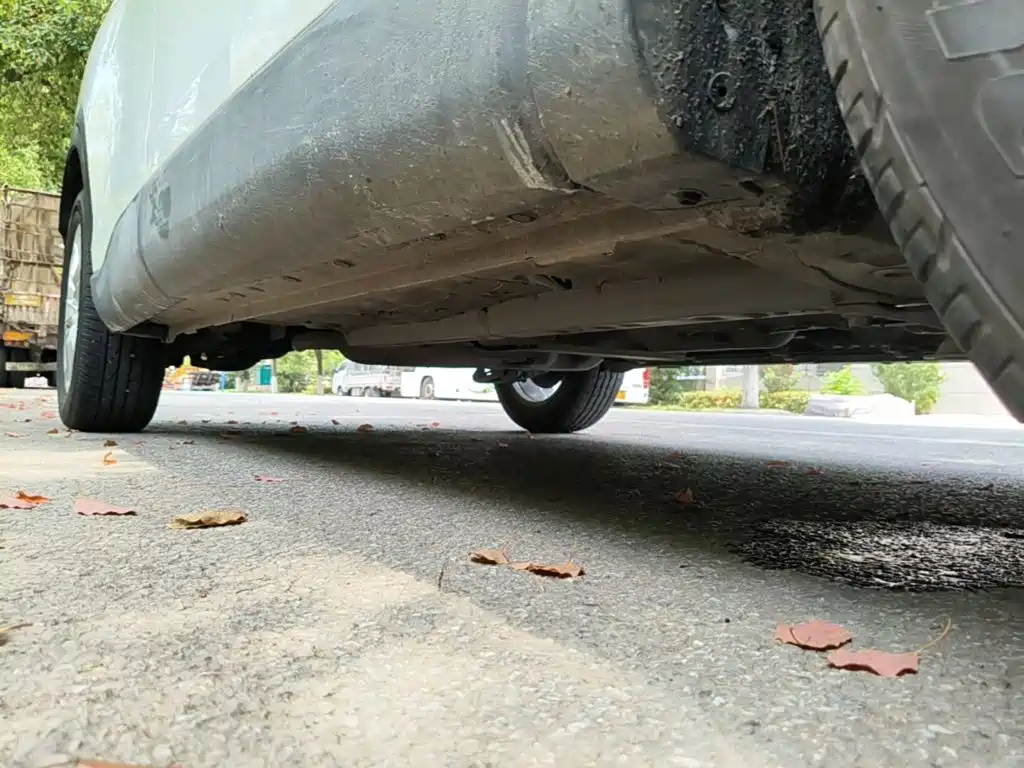 Toyota Corolla Cross 2023 — фото 21