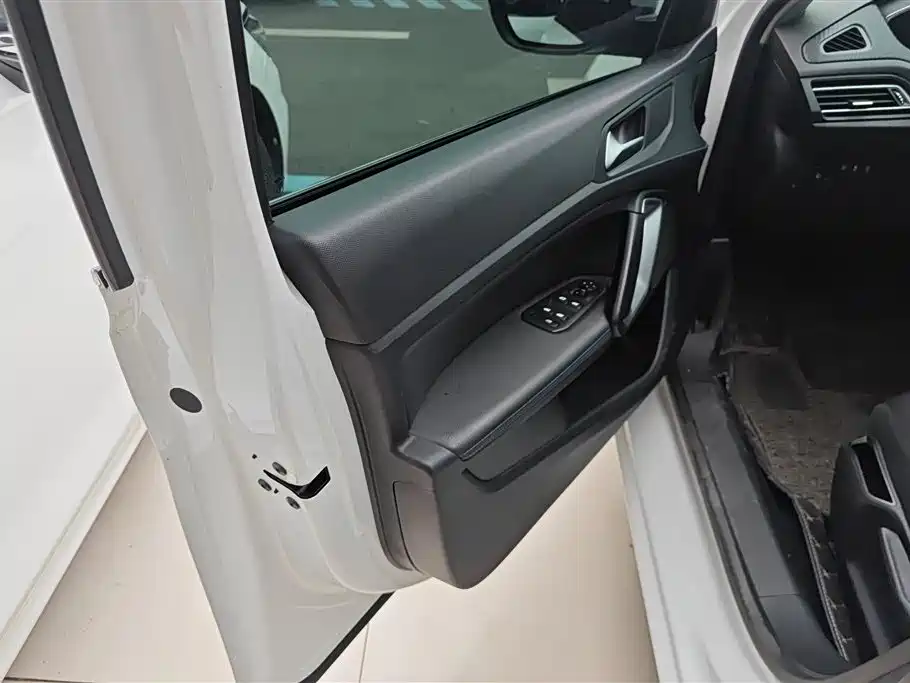 Peugeot 308 2019