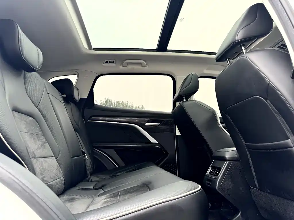 Haval H6 2023 — фото 12