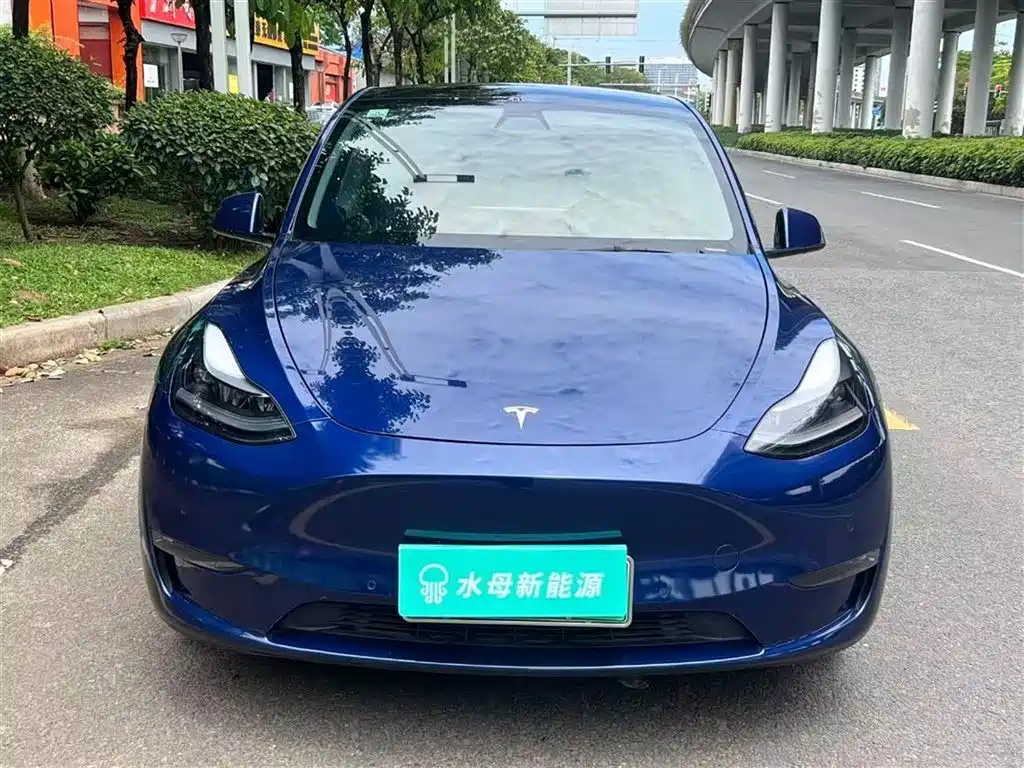Tesla Model Y 2022