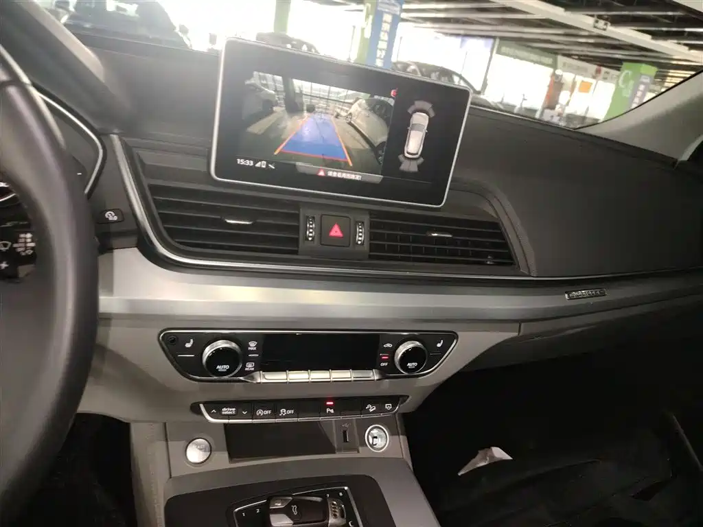 Audi Q5L 2019 — фото 13