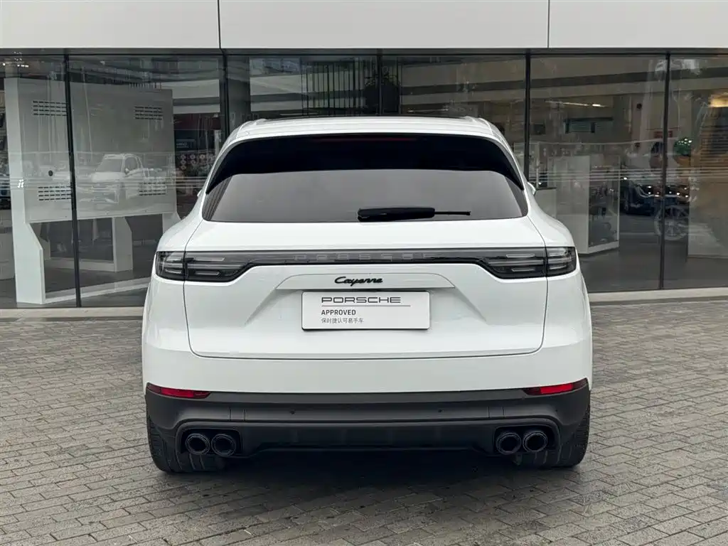 Porsche Cayenne Hybrid 2023 — фото 6