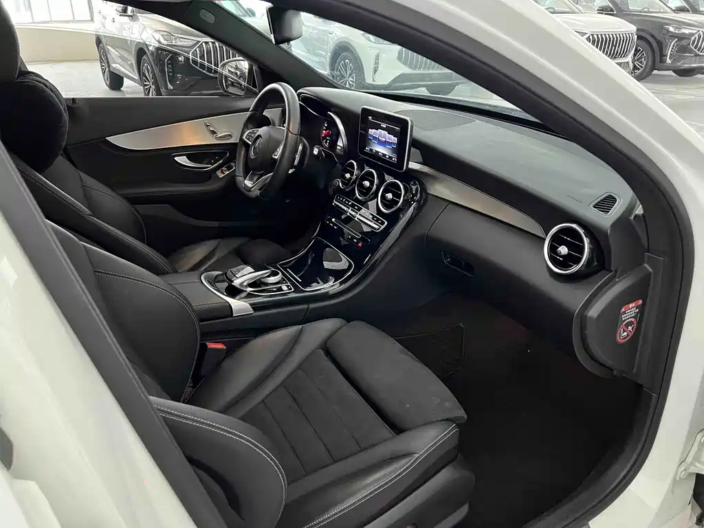 Mercedes-Benz C-Class 2016 — фото 17