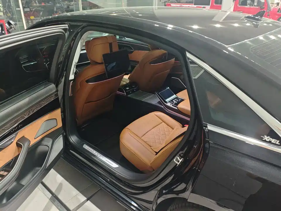 Audi A8 2024