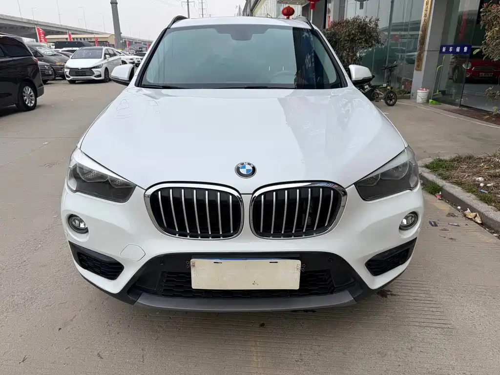 BMW X1 2018 — фото 2