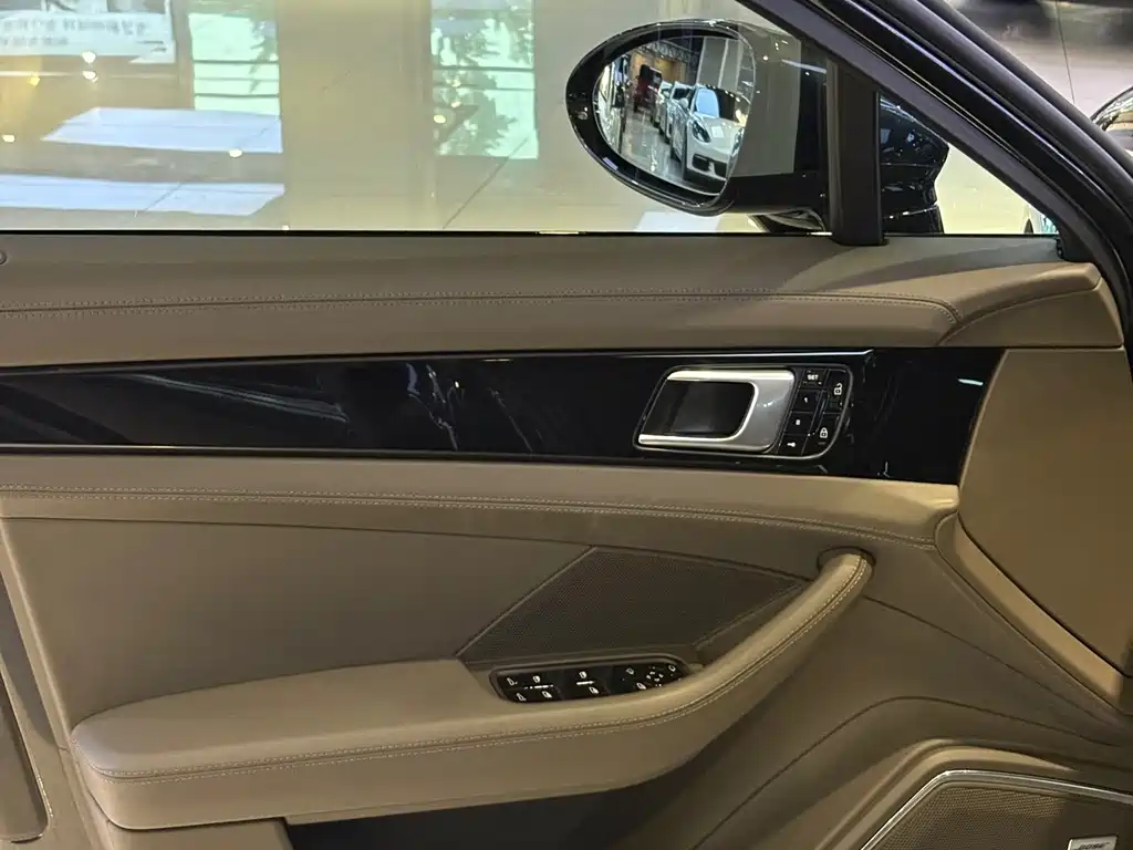 Porsche Panamera 2021 — фото 10