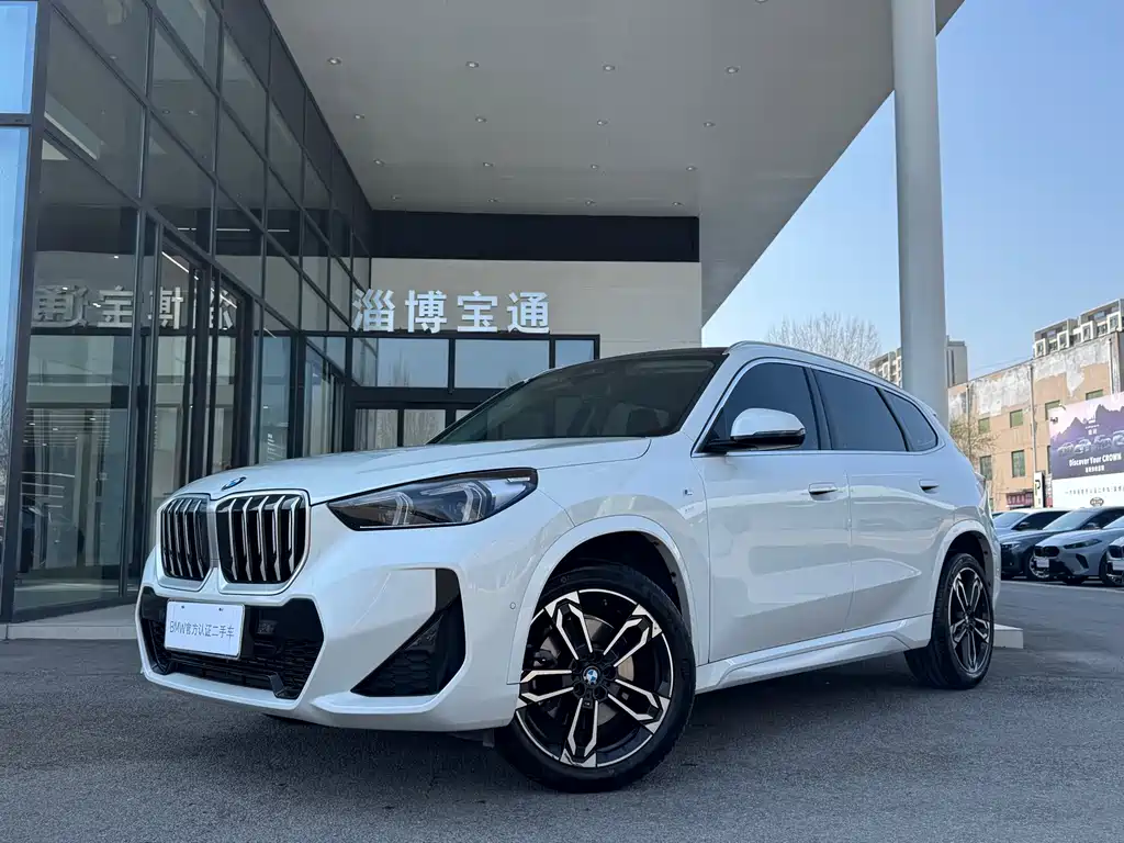 BMW X1 2024 — фото 1
