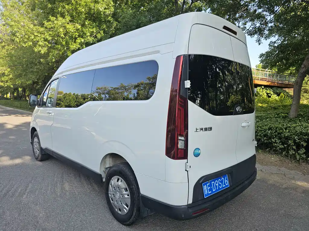 Maxus V70 2023