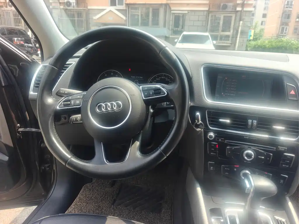 Audi Q5 2016 — фото 12