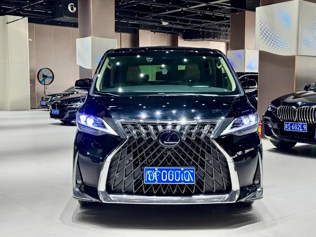 Toyota Vellfire 2021