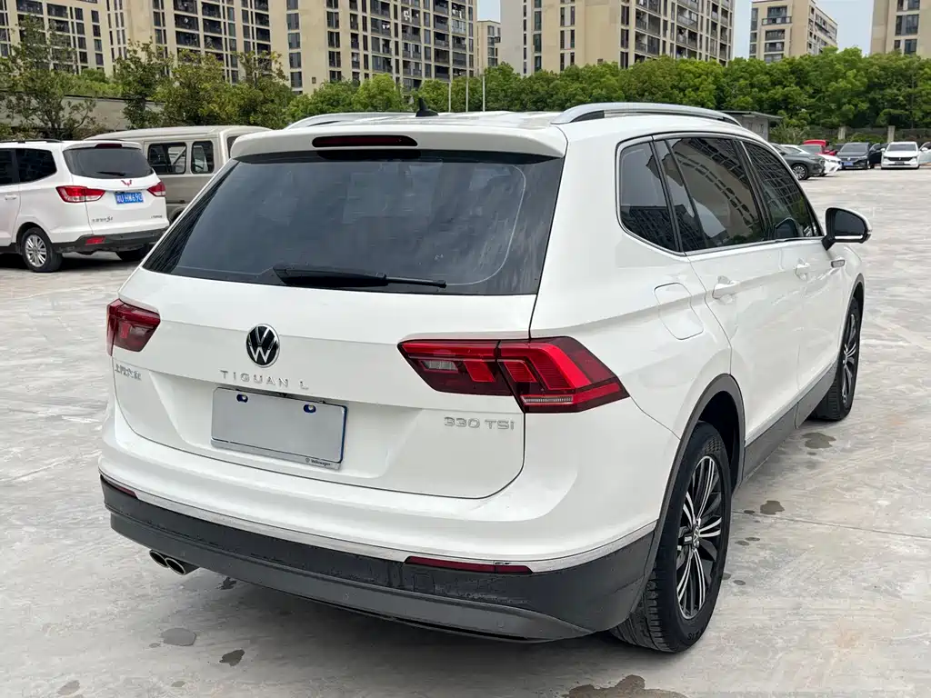 Volkswagen Tiguan L 2021 — фото 5
