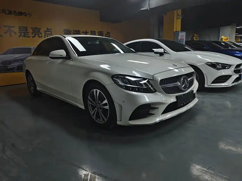 Mercedes-Benz C-Class 2019 — фото 3
