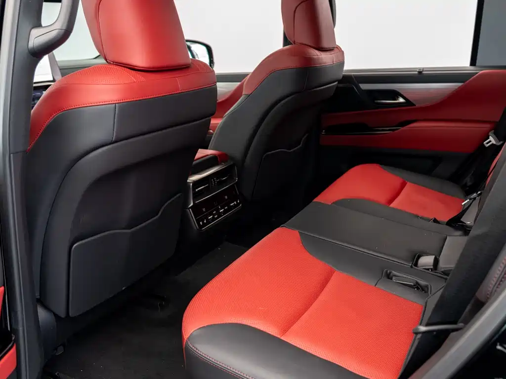 Lexus LX 2023 — фото 15