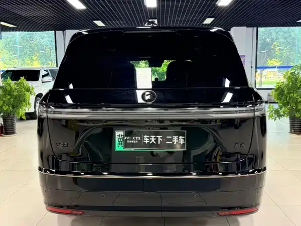 NIO ES9 2026