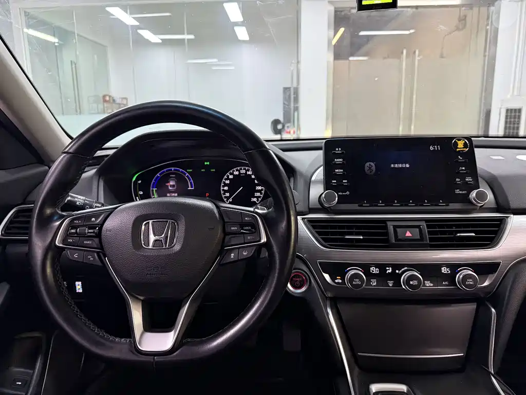 Honda Accord 2020 — фото 16