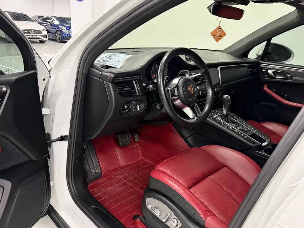 Porsche Macan 2019 — фото 4