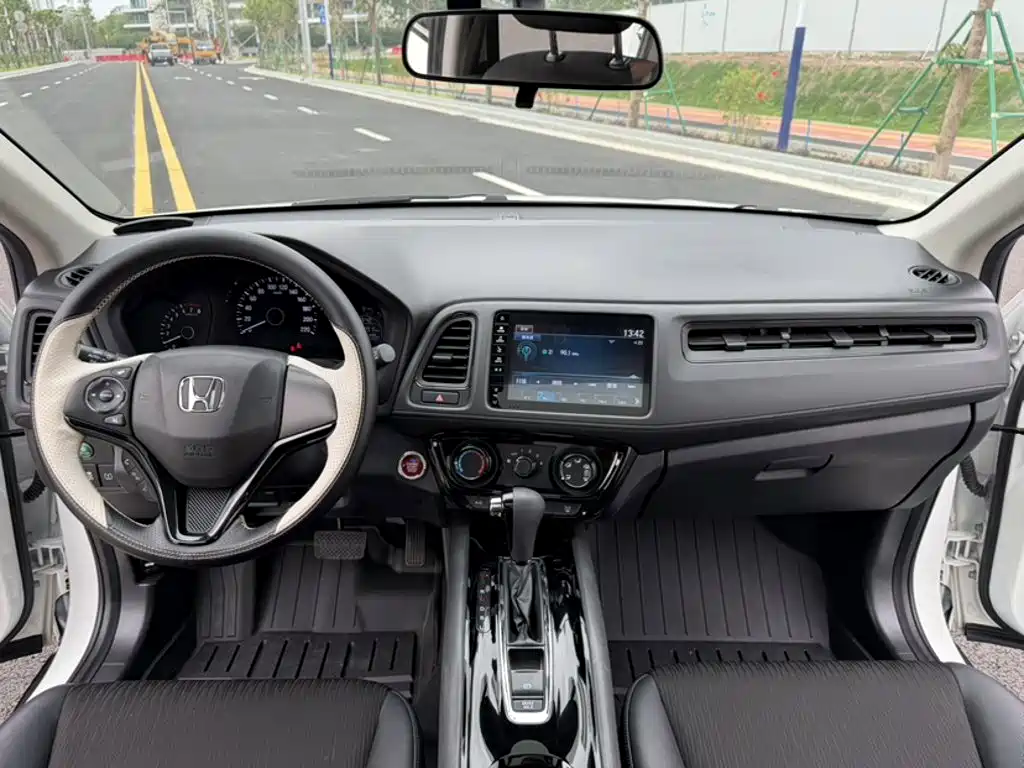 Honda Vezel 2020 — фото 15