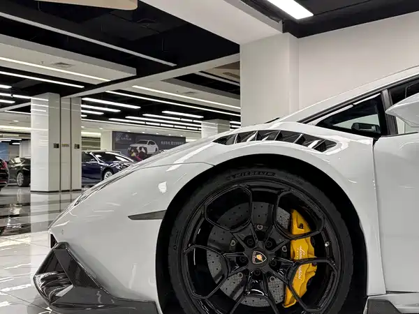 Lamborghini Huracan 2014