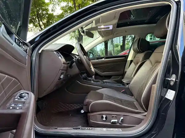 Volkswagen Phideon 2021