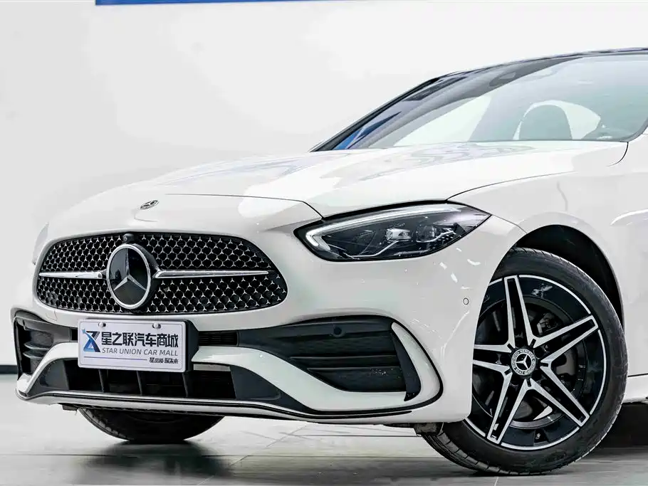 Mercedes-Benz C-Class 2024 — фото 2