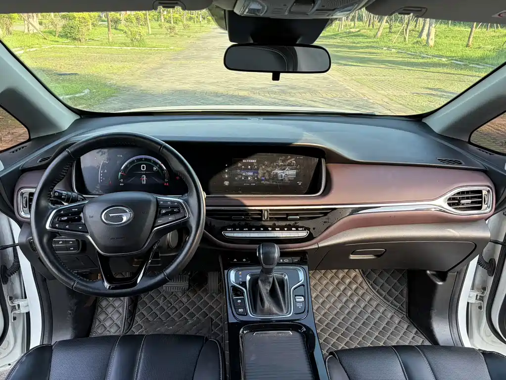 GAC Motor Trumpchi M6 2023 — фото 12