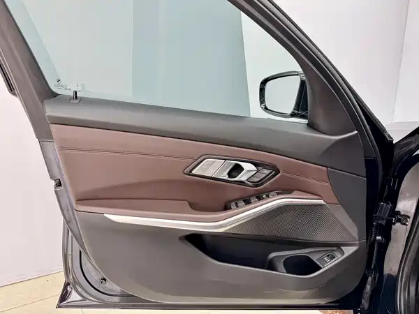 BMW 3 Series 2022