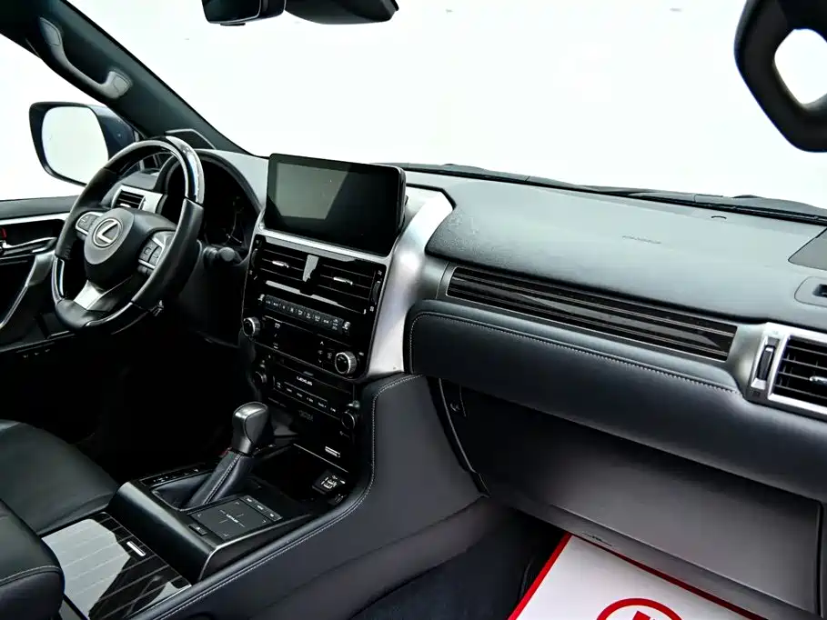 Lexus GX 2024 — фото 15