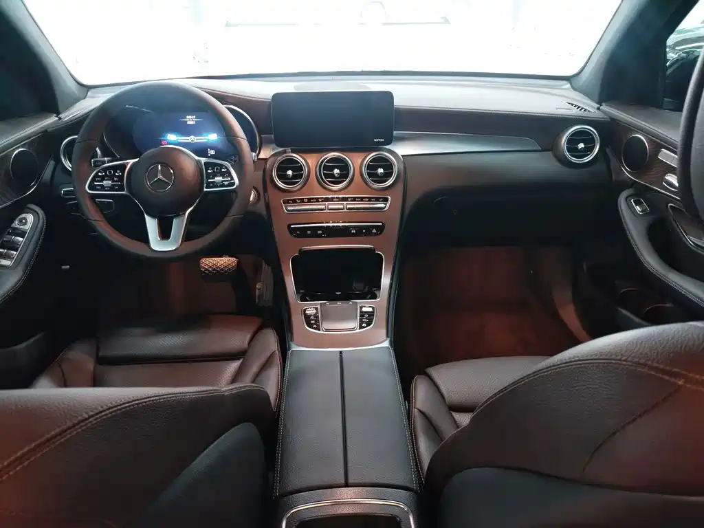 Mercedes-Benz GLC 2020