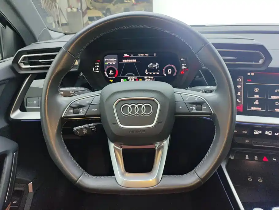 Audi A3 2025 — фото 15