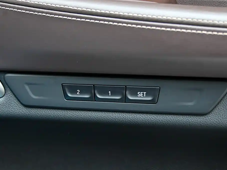 BMW 7 Series 2022 — фото 33