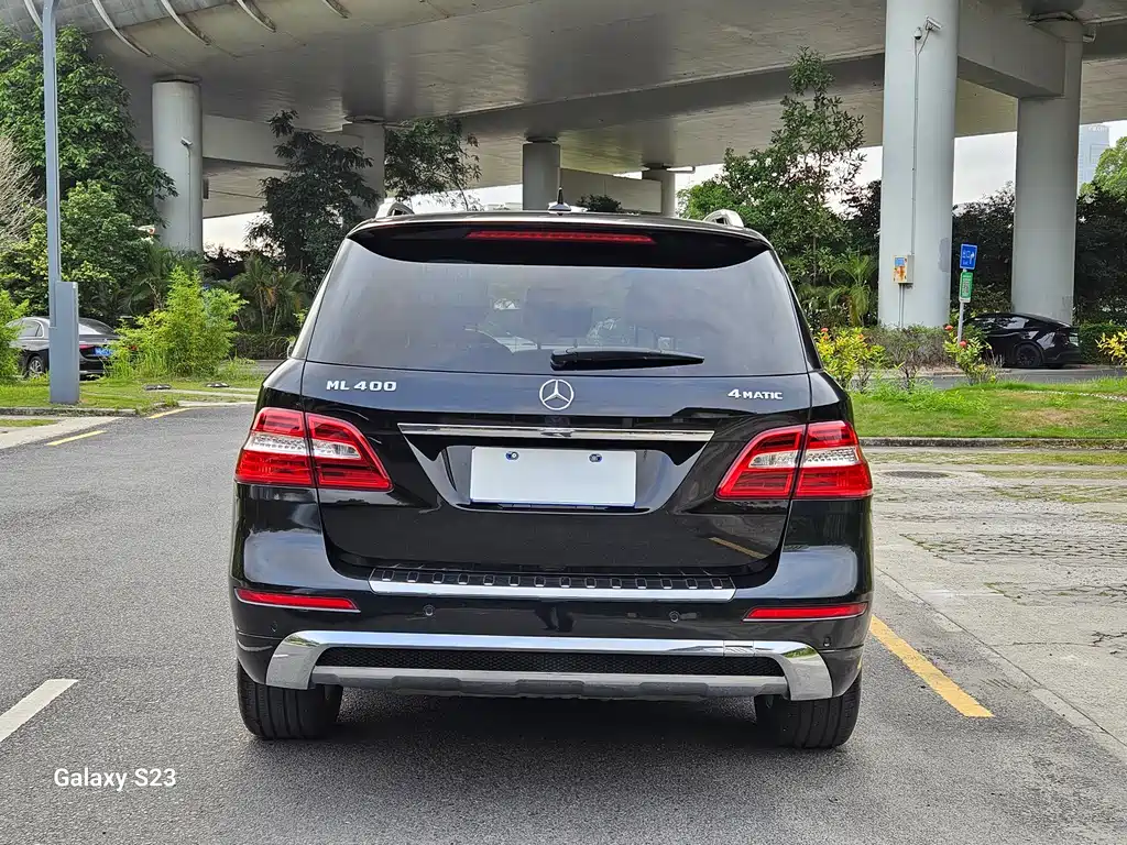 Mercedes-Benz M-Class 2014