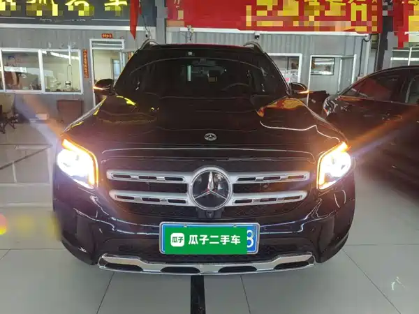 Mercedes-Benz GLB 2021