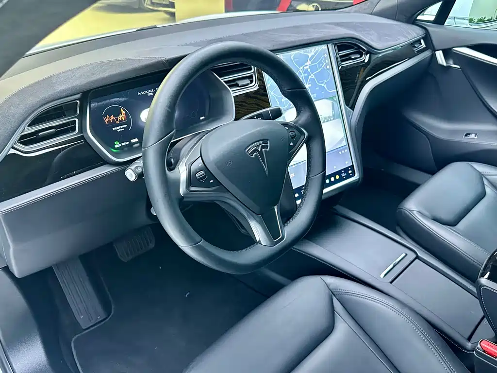 Tesla Model S 2016 — фото 8