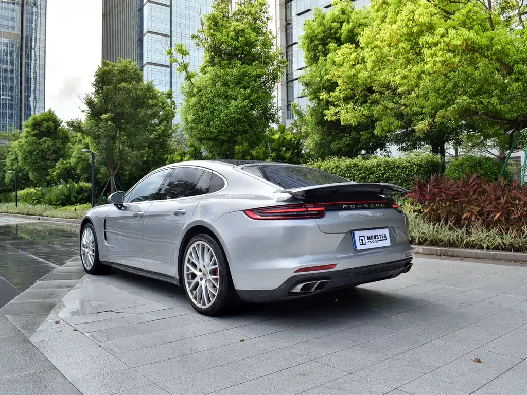 Porsche Panamera 2017