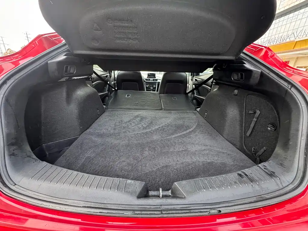 Mazda CX-4 2018 — фото 18