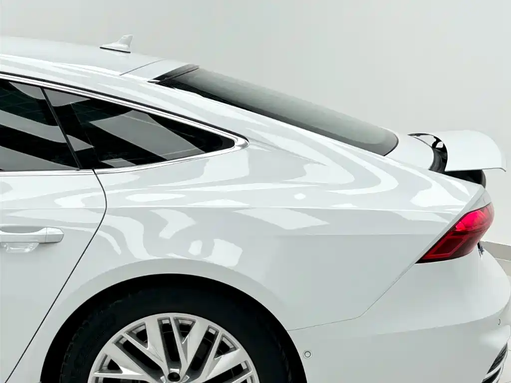 Audi A7 2020 — фото 25