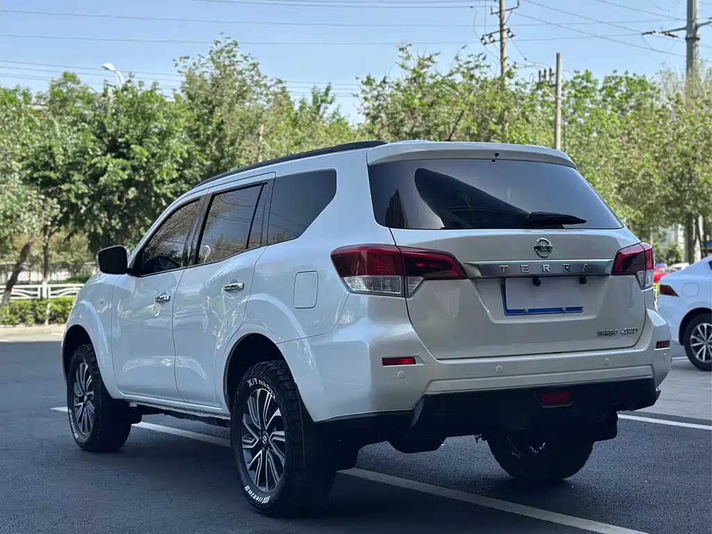 Nissan Terra 2021 — фото 14