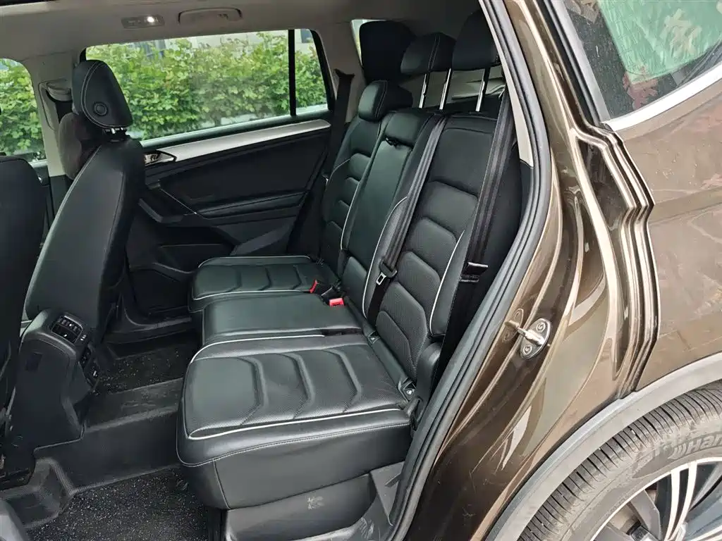 Volkswagen Tiguan L 2018 — фото 13