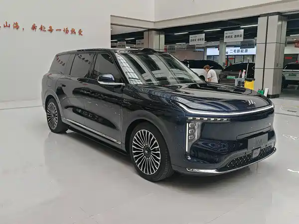 IM Motors LS9 2025